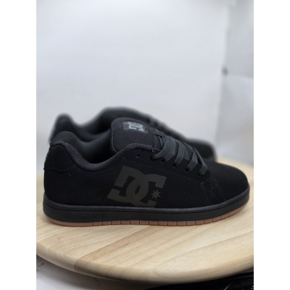 Mens Size 6 - DC Gaveler ADYS100536 Sneakers Mens skate shoe SB Dunk Low